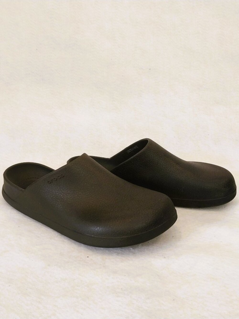CROCS Black Clogs Mens 10 Womens 11 DYLAN Slip On Mules Comfort Slides 209366